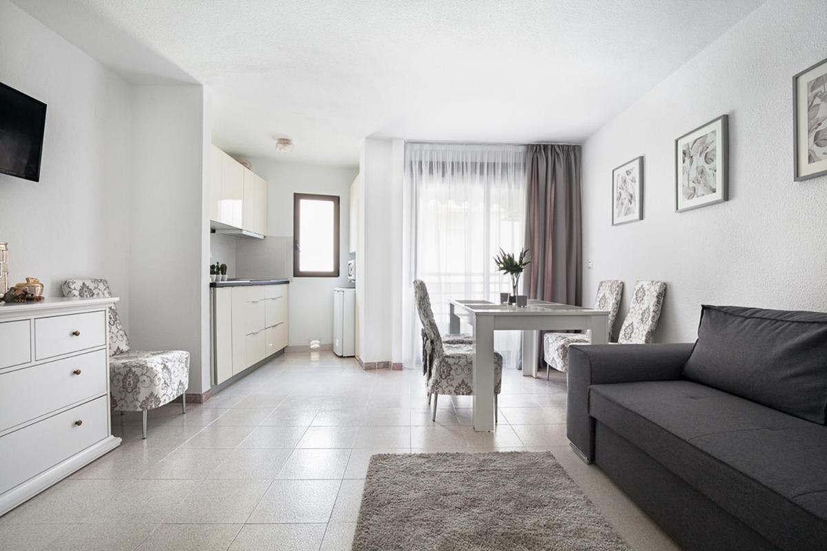 Appartement Hola Mar à Torrevieja Extérieur photo