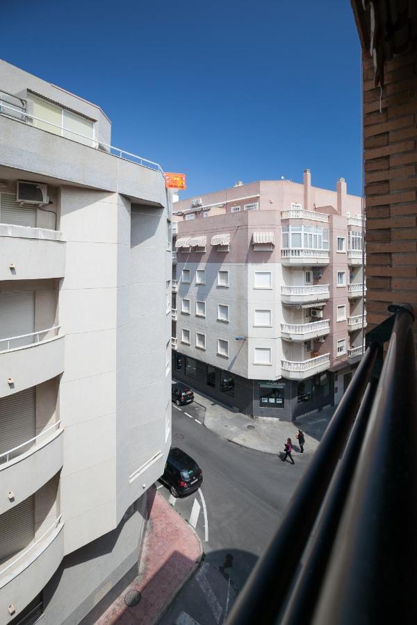 Appartement Hola Mar à Torrevieja Extérieur photo